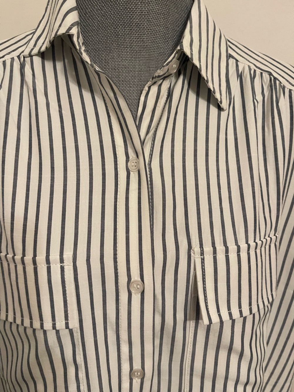 Max Studio White Shirt with Black Vertical Stripes. Size Large